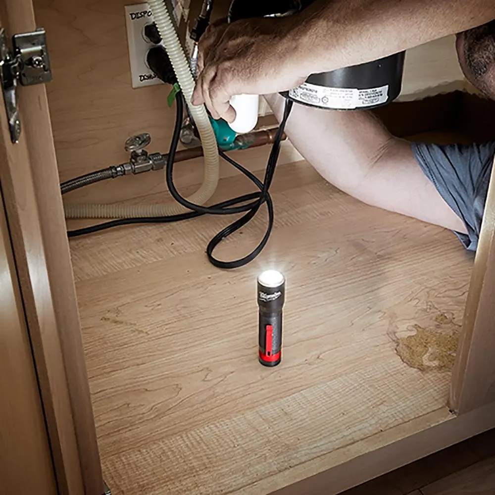 MILWAUKEE Led Flashlight ML-LED