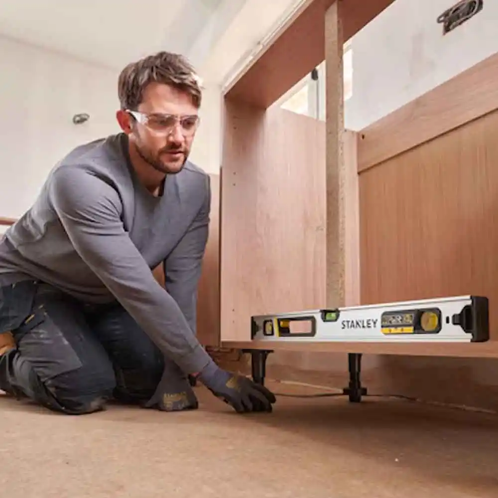 STANLEY FATMAX Xtreme 600mm Magnetic Box Spirit Level FMHT43673-1