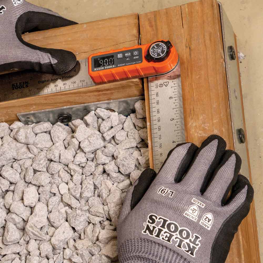 KLEIN 215mm +/- 0.2 Accuracy Digital Angle Ruler Level A-935DAF
