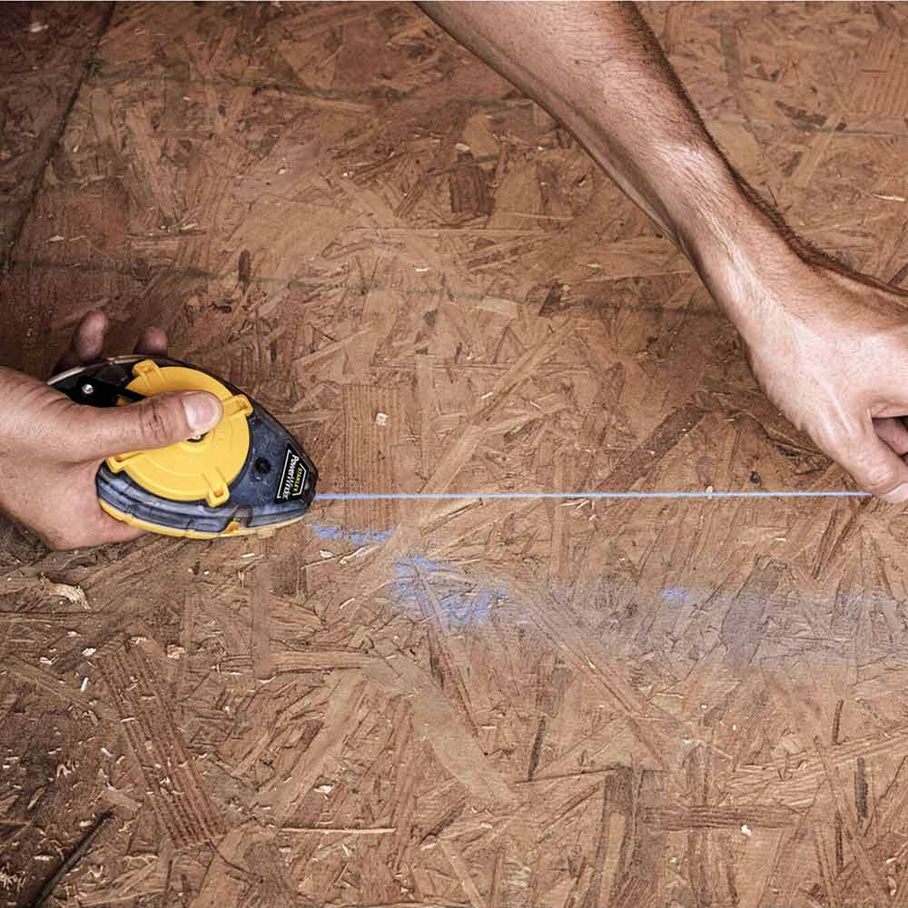STANLEY 30m Powerwinder Chalk Line Reel with 4oz Chalk & Hi-Viz Line Level 47-464