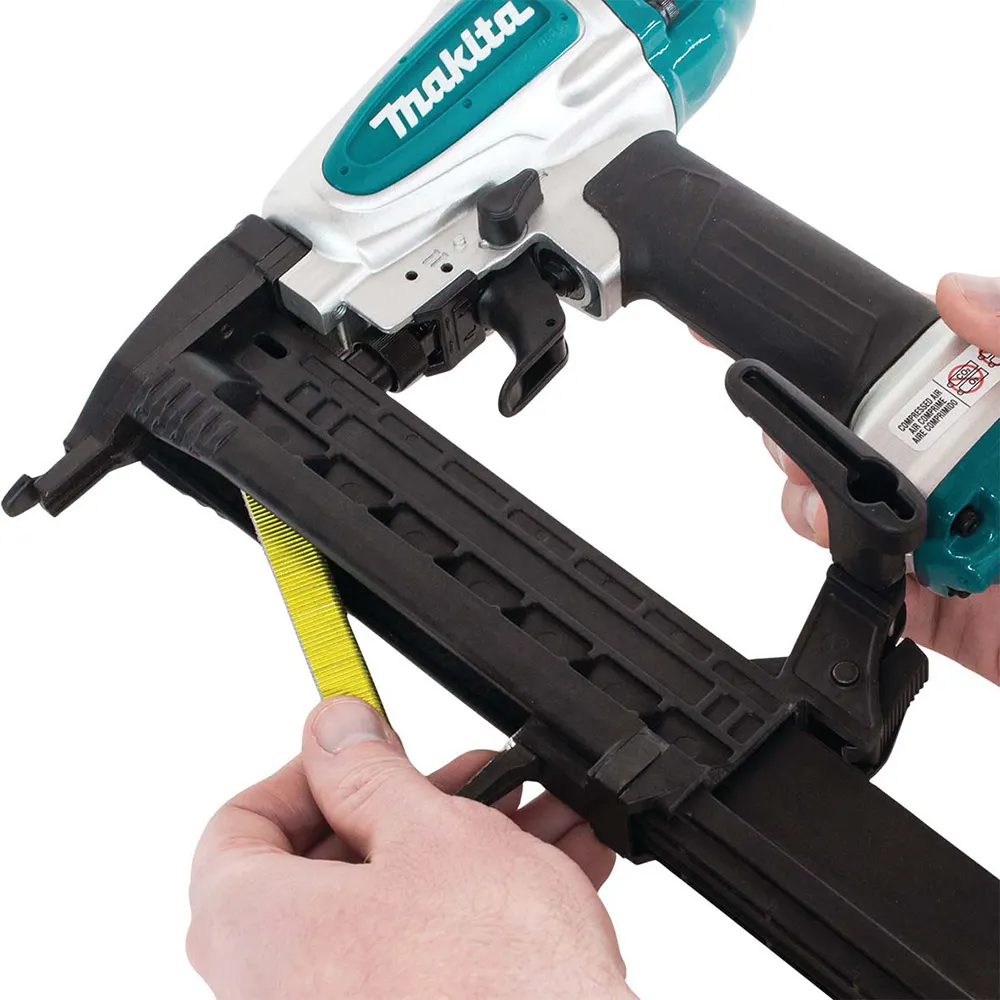 MAKITA 13-38mm 6000 Series 18ga Narrow Crown Air Stapler AT638A