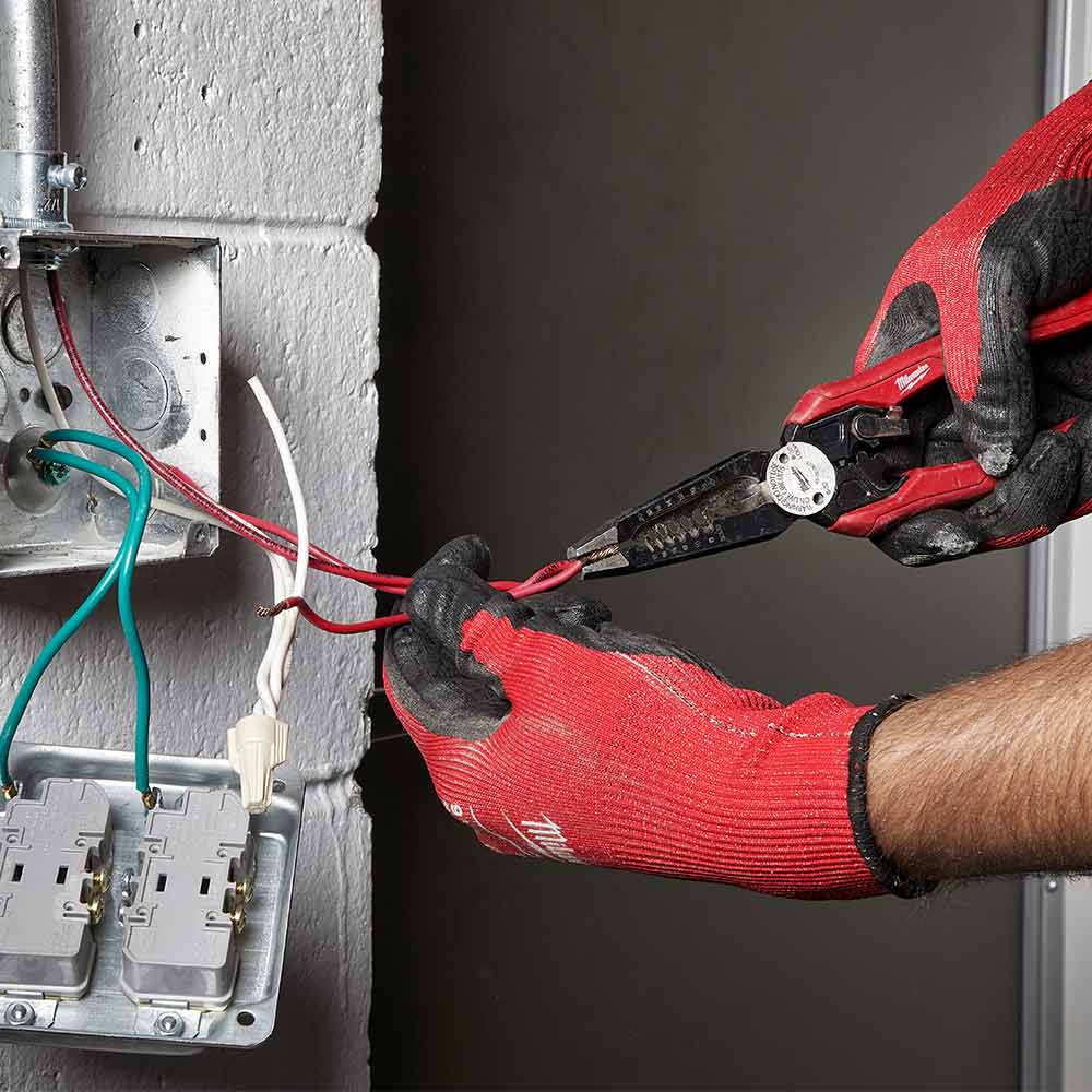 MILWAUKEE 228mm 7-in-1 High Leverage Combination Pliers 48223078