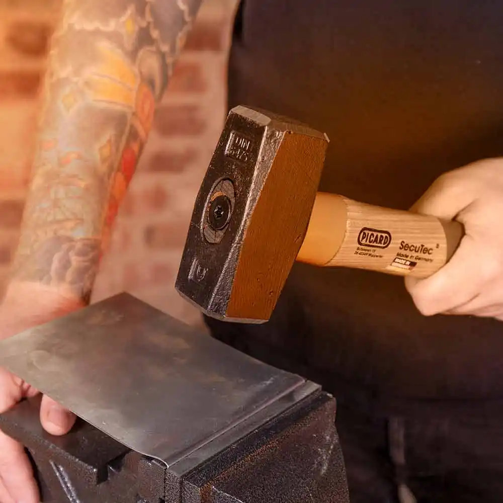 PICARD 2kg Hickory Handle Club Hammer 0004302-2000