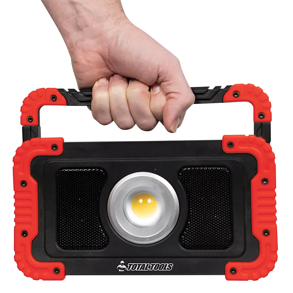 TOTAL TOOLS 15W Rechargeable LED Light w. Speaker TT15WBTLED