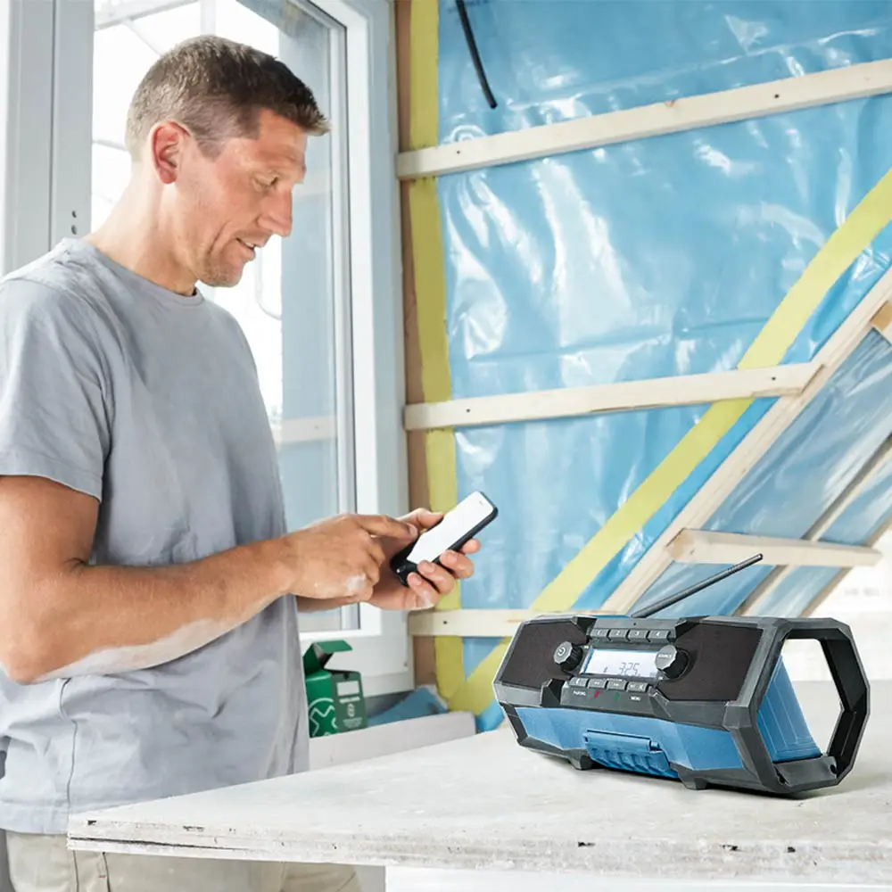 BOSCH 18V Bluetooth Jobsite Radio GPB 18V 2 C Skin 06014A3040