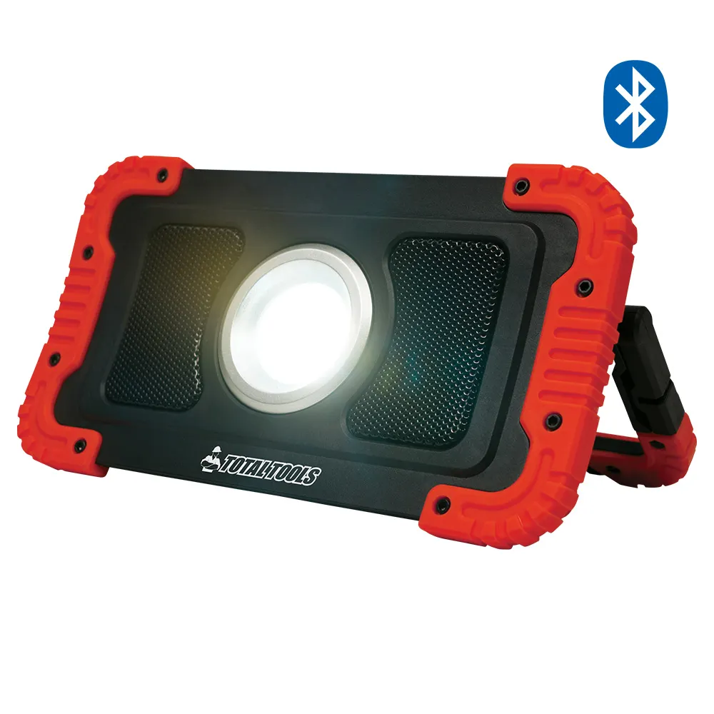 TOTAL TOOLS 15W Rechargeable LED Light w. Speaker TT15WBTLED