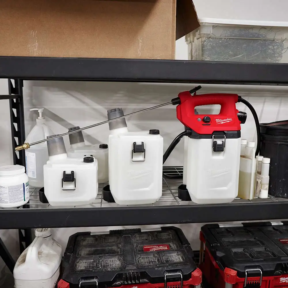 MILWAUKEE 4L Handheld Chemical Sprayer Tank 49162761