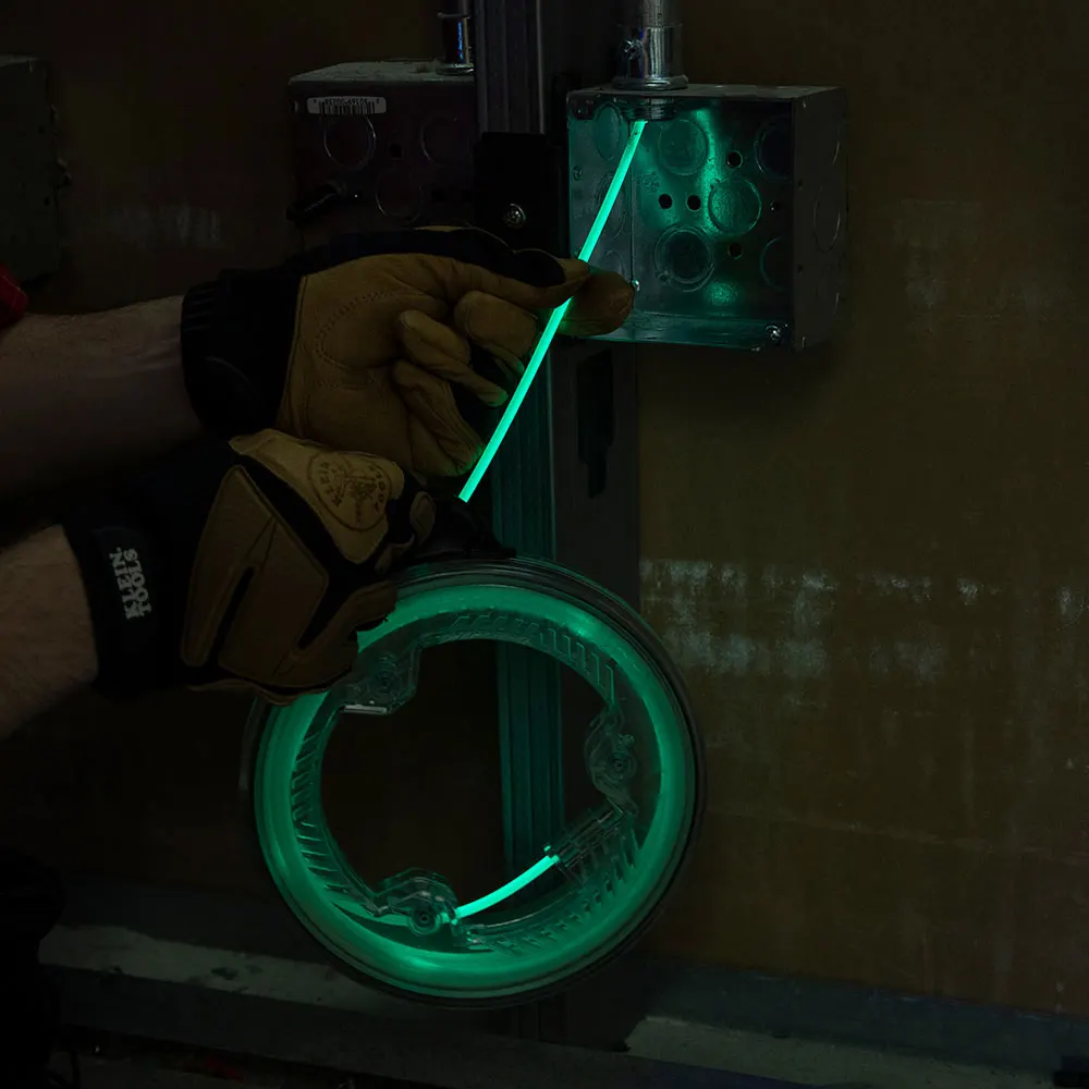 KLEIN 6.1m Glow in the Dark Fish Tape A-50550