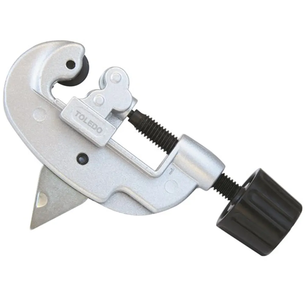 Adjustable Cutter Pipe Buurr Remover 301033