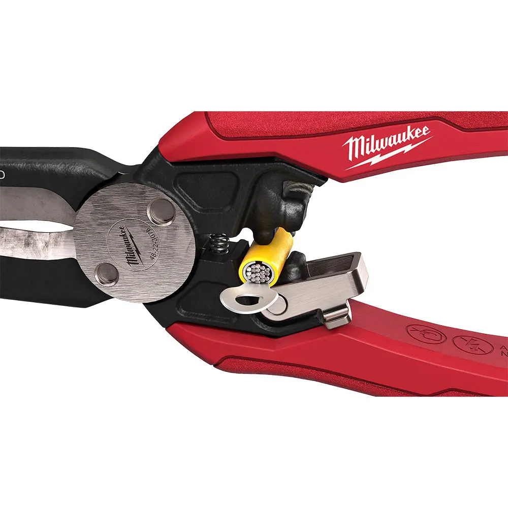 MILWAUKEE 228mm 7-in-1 High Leverage Combination Pliers 48223078