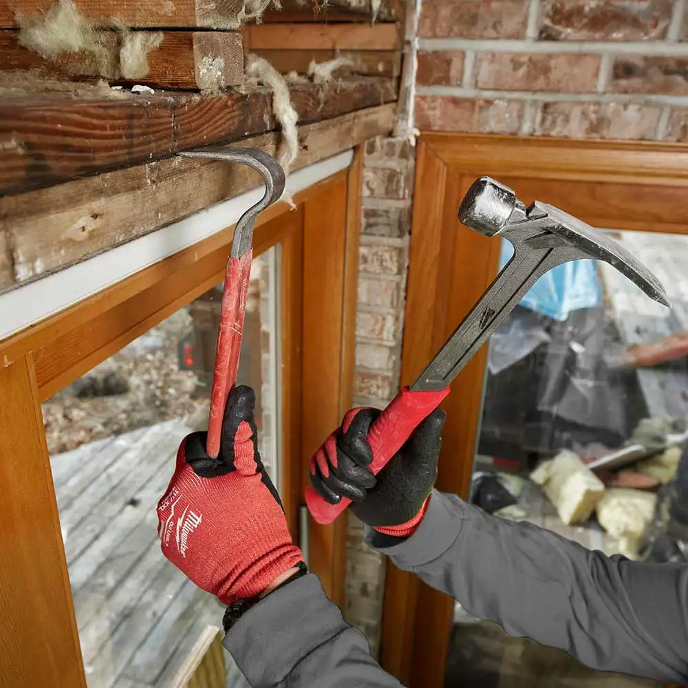 MILWAUKEE 28oz Milled Face Steel Framing Claw Hammer 48229029A