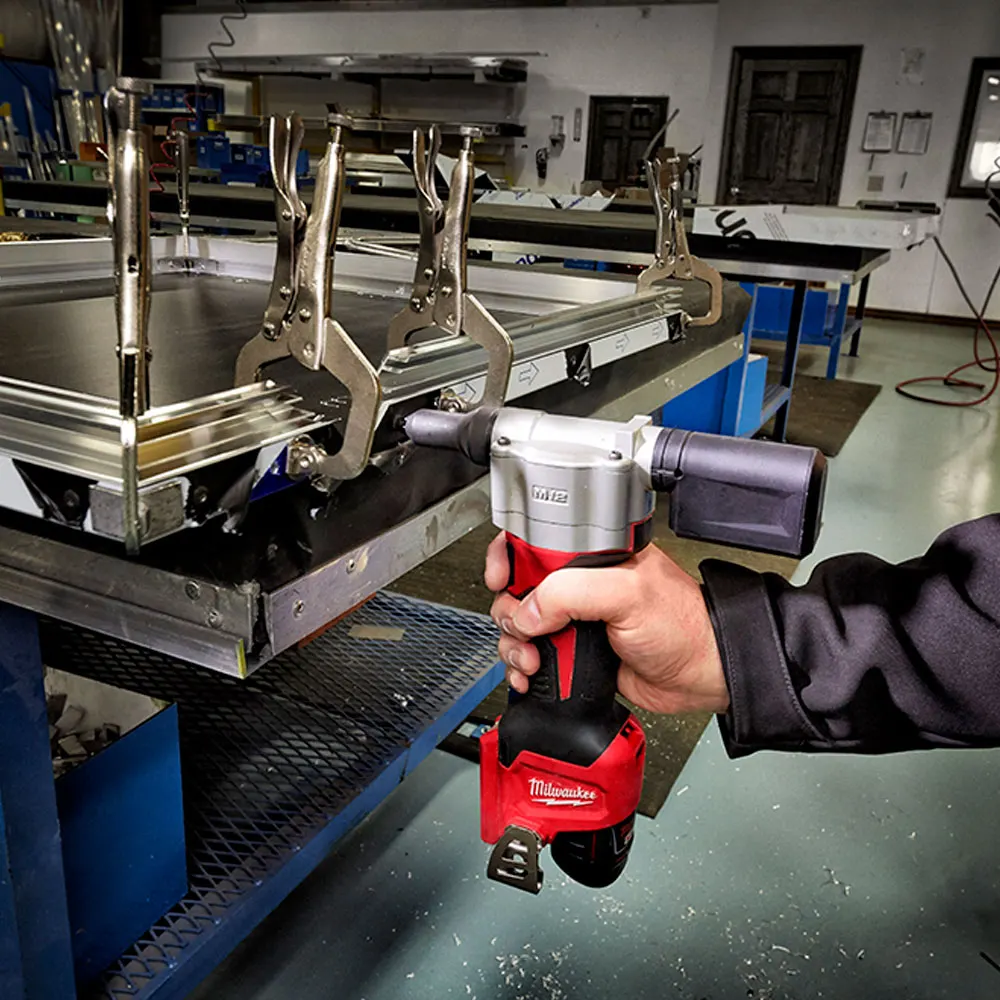 MILWAUKEE 12V Rivet Tool Skin M12BPRT-0