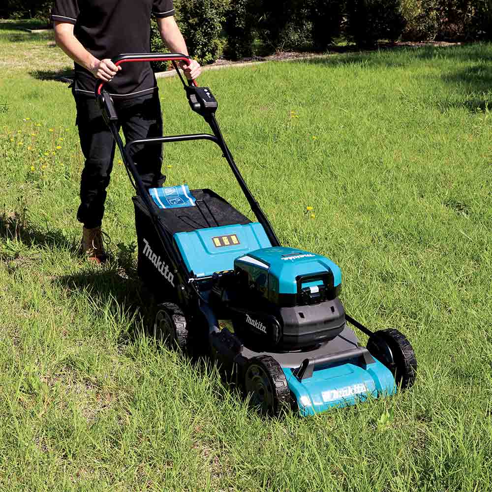 MAKITA 534mm Brushless Self-Propelled Lawn Mower LM001CZX1