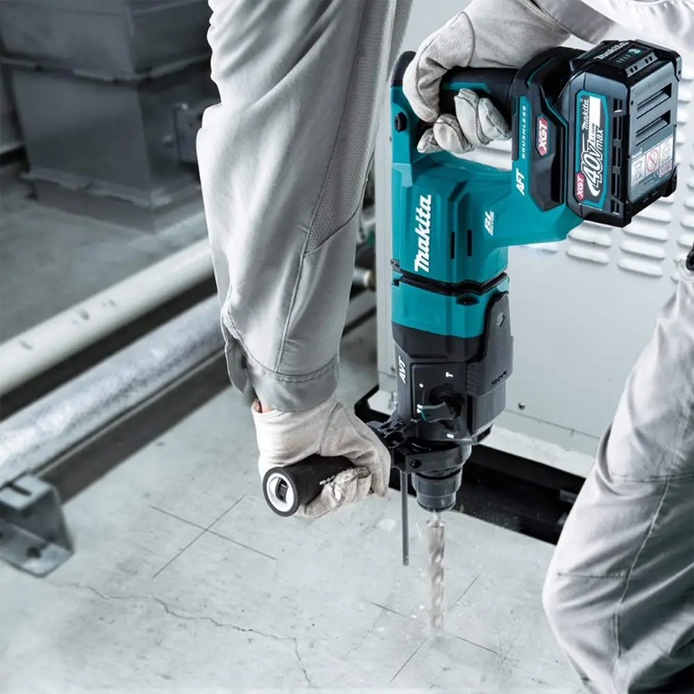 MAKITA 40V Max XGT Brushless 28mm SDS Plus Rotary Hammer Skin HR007GZ