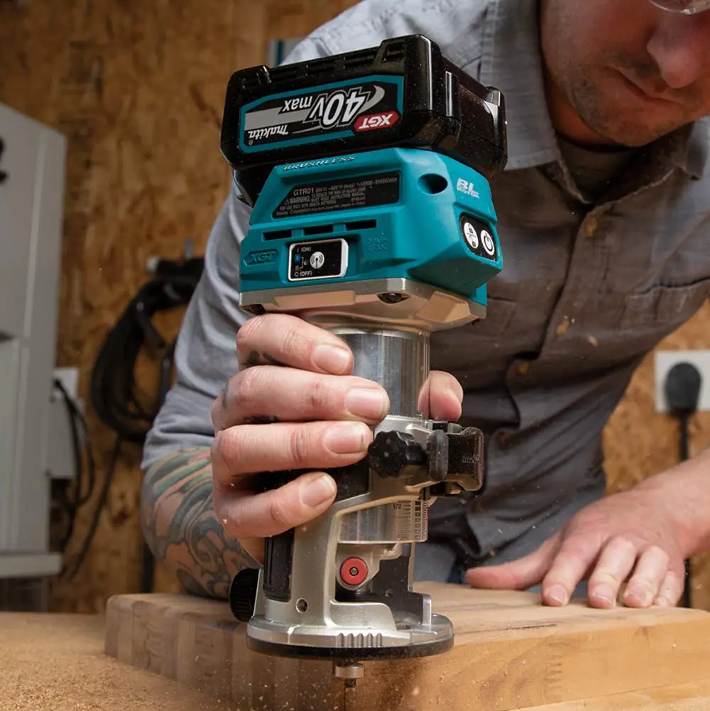 MAKITA 40V Max XGT Brushless 1/4" Laminate Trimmer Skin RT001GZ02