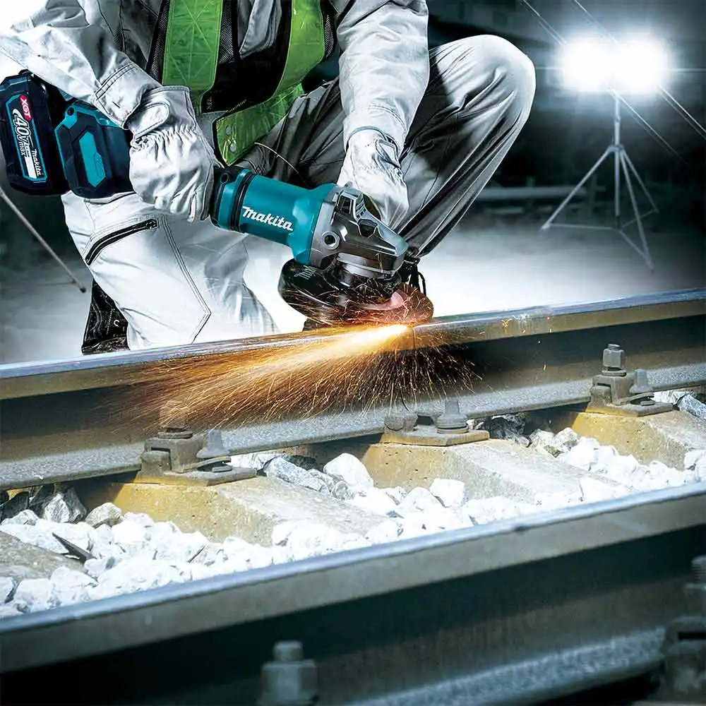 MAKITA 40V Max XGT Brushless 180mm Angle Grinder Skin GA037GZ