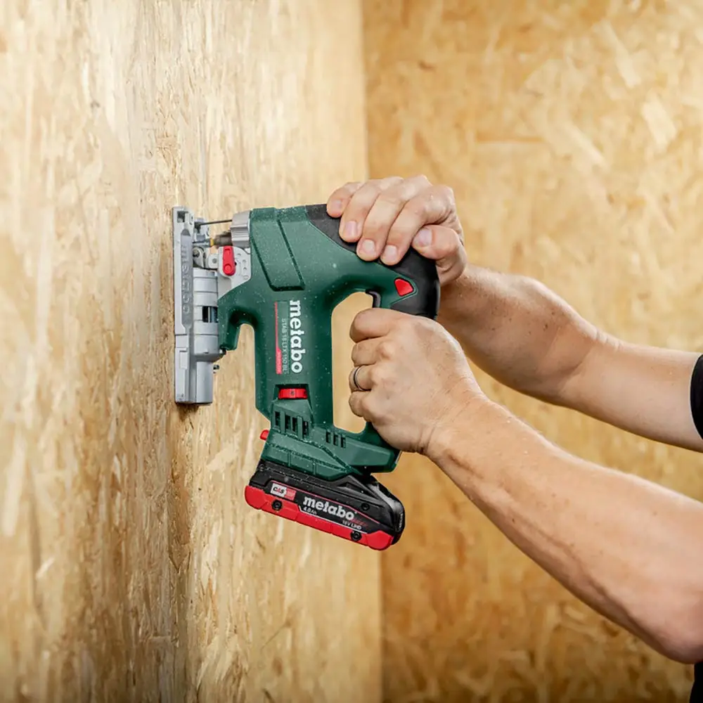 METABO 18V Brushless 3500spm 35mm D-Hand Jigsaw Skin 601503850