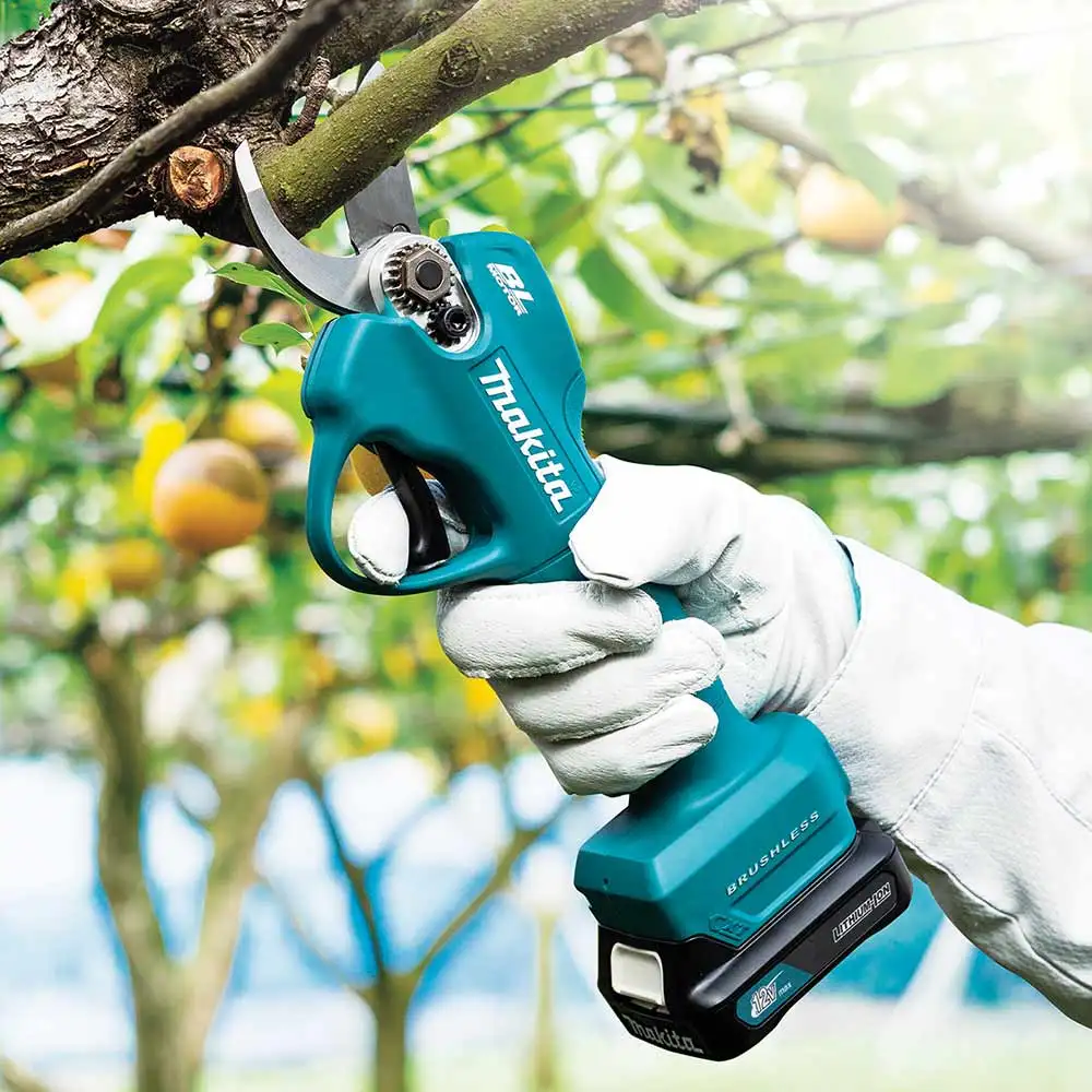 MAKITA 12V Max Brushless 25mm Pruning Shears Skin UP100DZ