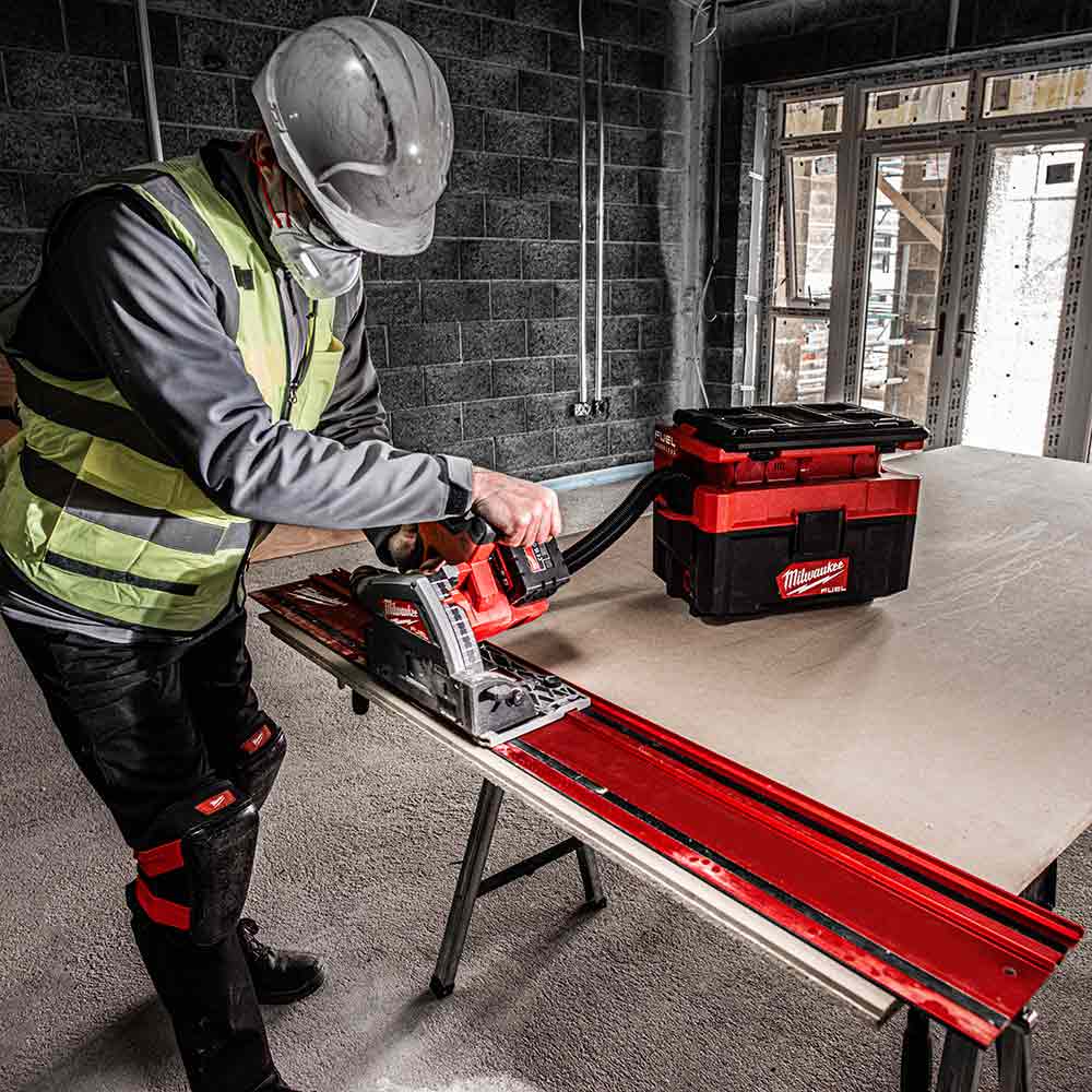 MILWAUKEE 2,700mm (106") Guide Rail Suits M18FPS55-0 48080572