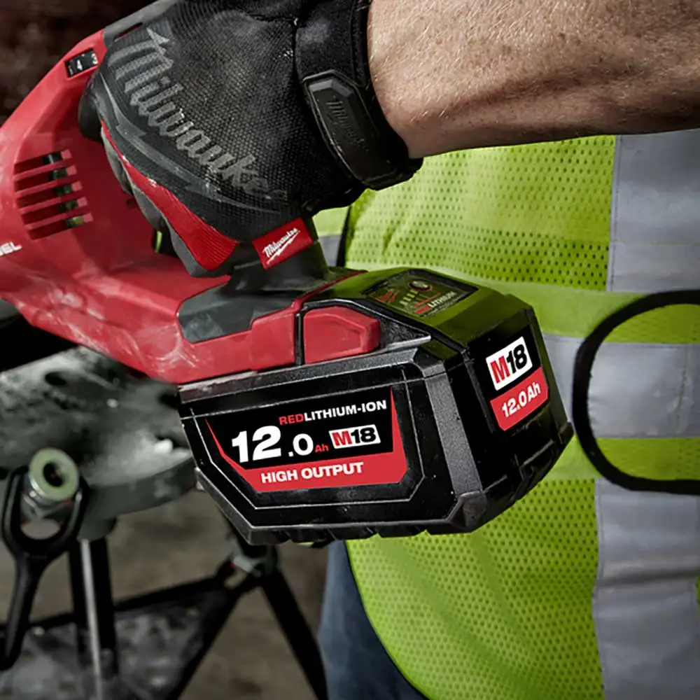 MILWAUKEE 18V REDLITHIUM-ION HIGH OUTPUT 1 x 12.0Ah Super Charger Starter Pack M18HOSPS121B