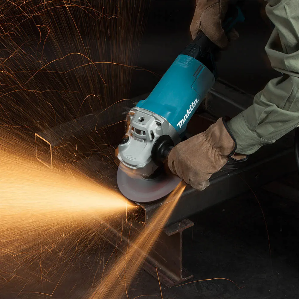 MAKITA 180mm 2200W Angle Grinder GA7061R