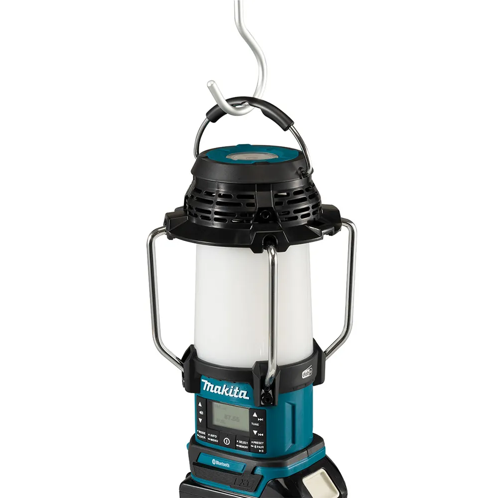 MAKITA 18V Bluetooth Digital Radio Lantern Skin DMR056