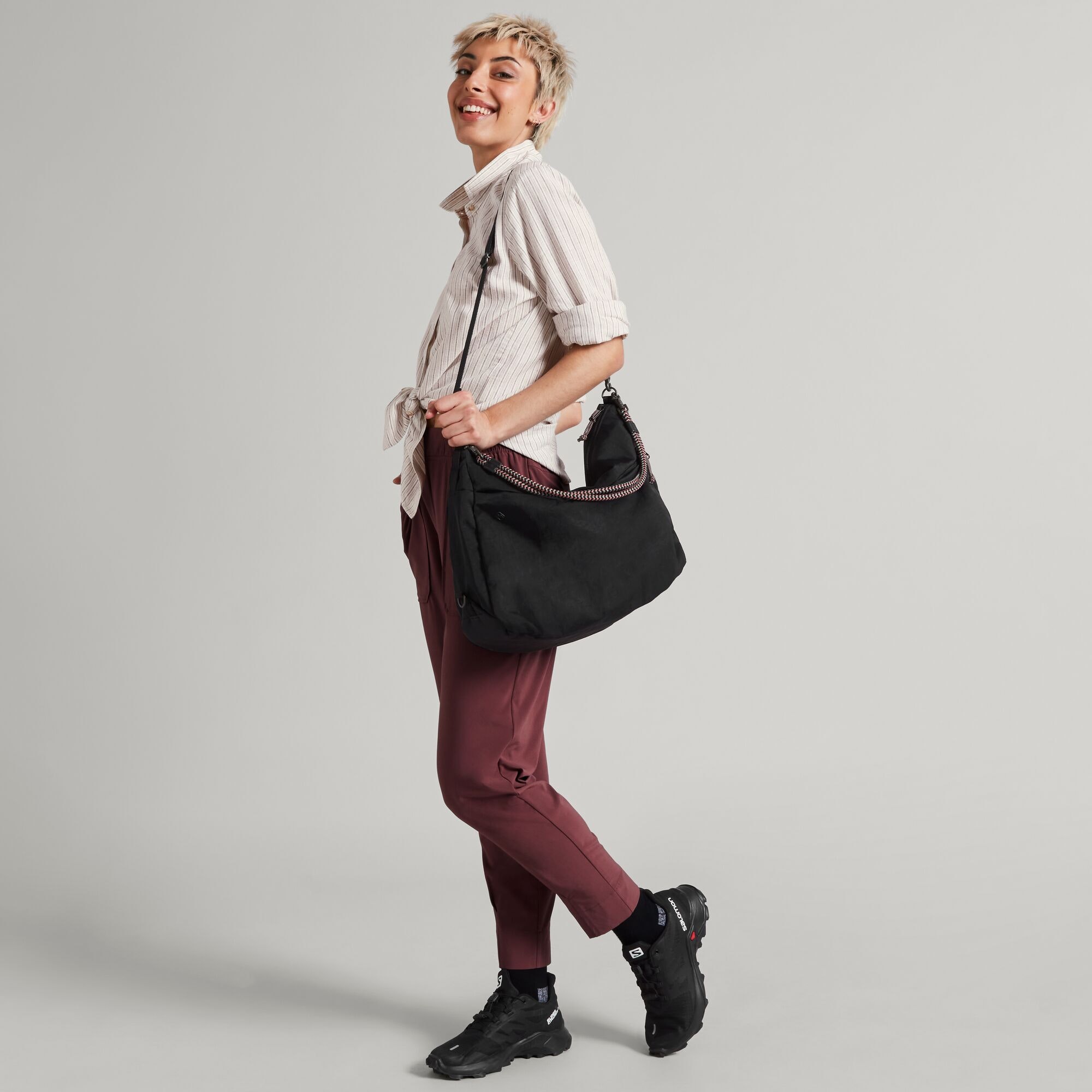 Kamana Shoulder Bag