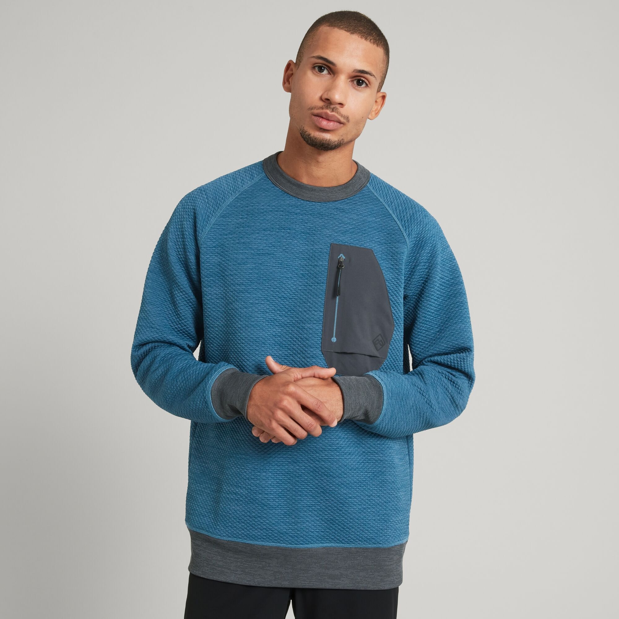 ULT-Hike Men's Crew Pullover