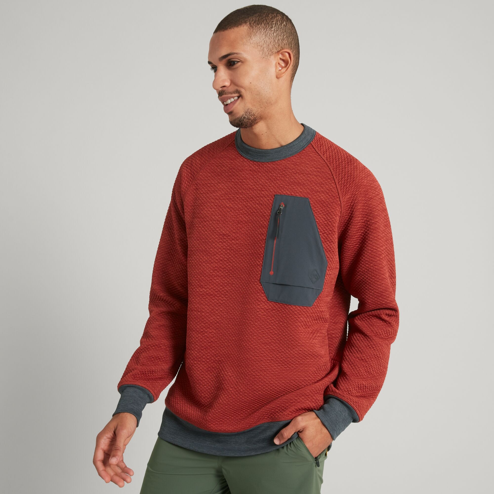 ULT-Hike Men's Crew Pullover