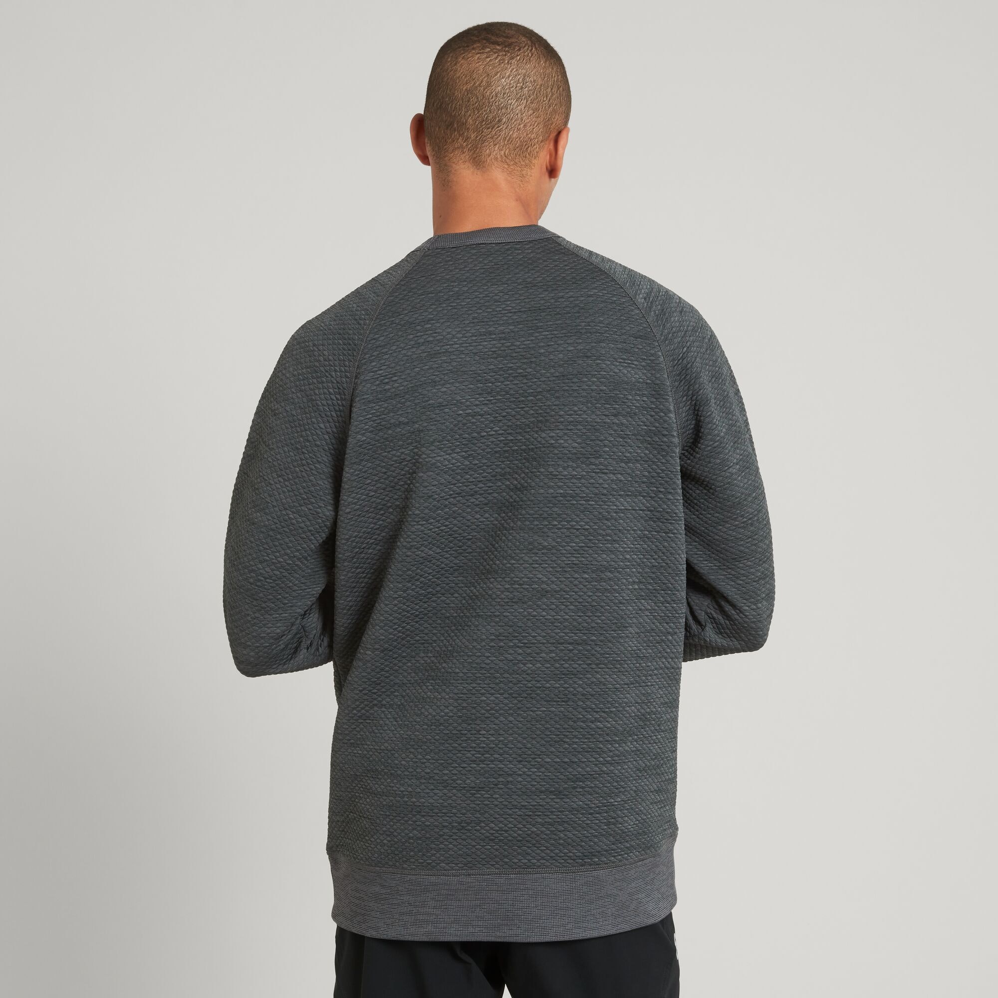 ULT-Hike Men's Crew Pullover