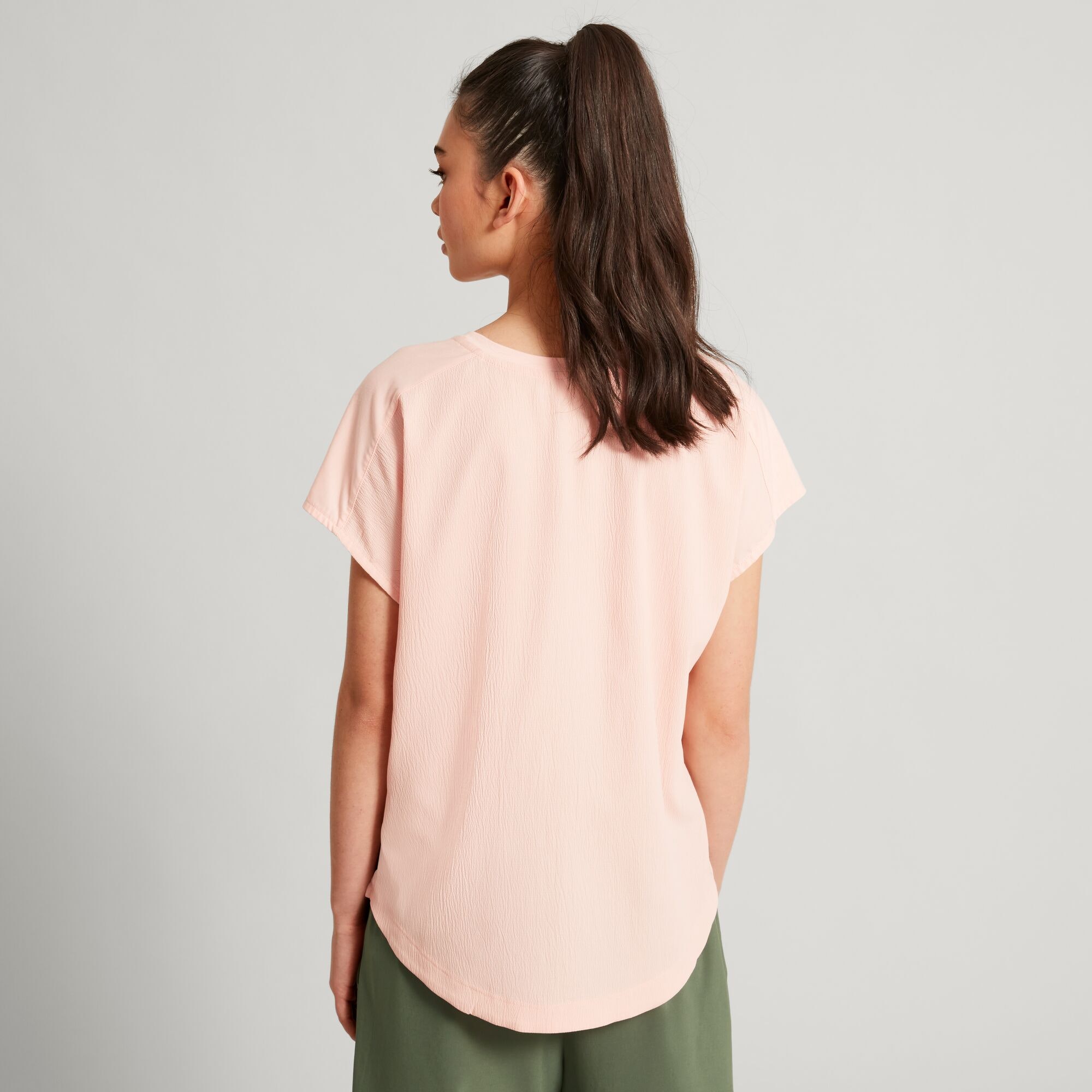 Kamana Women's Hybrid Short Sleeve Top