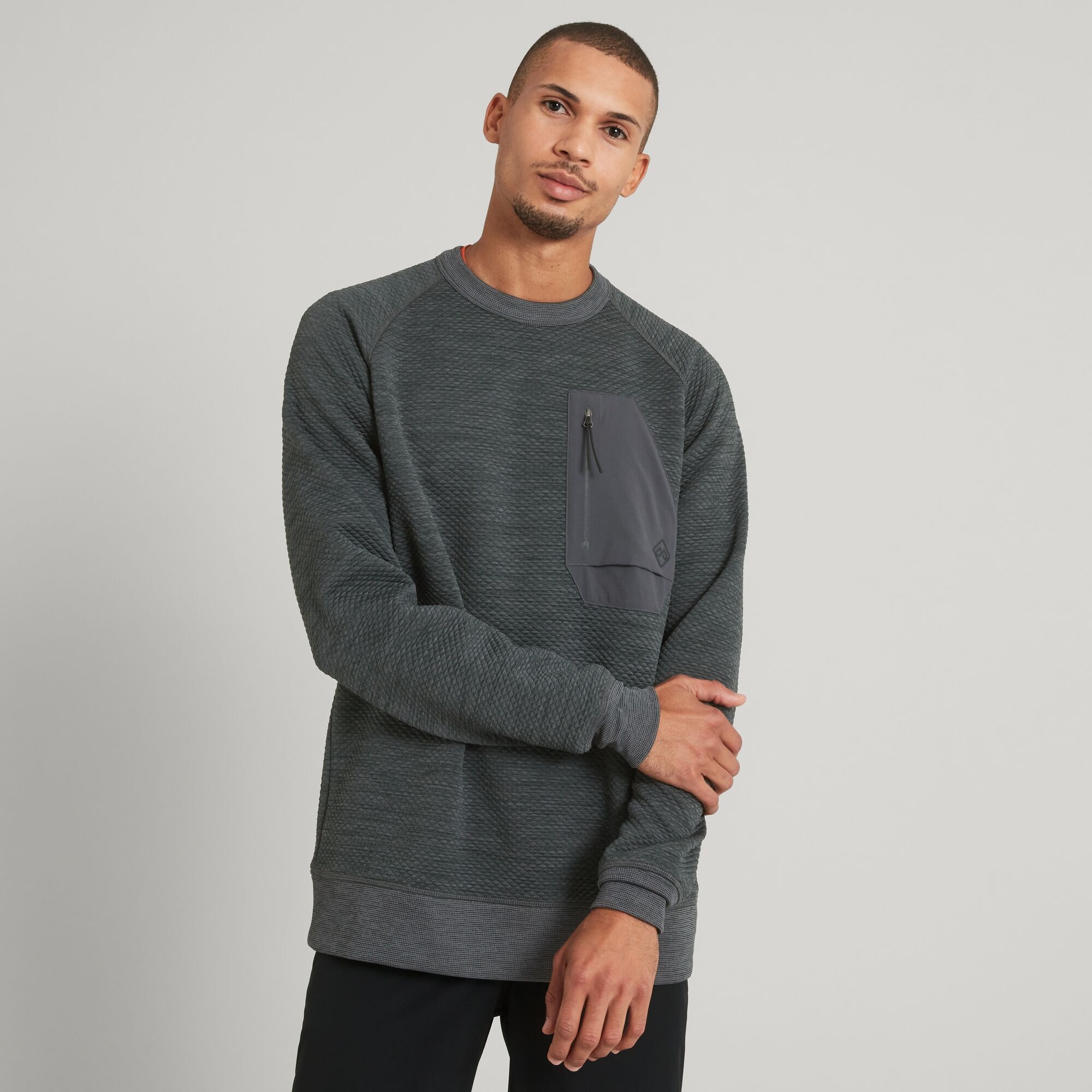 ULT-Hike Men's Crew Pullover