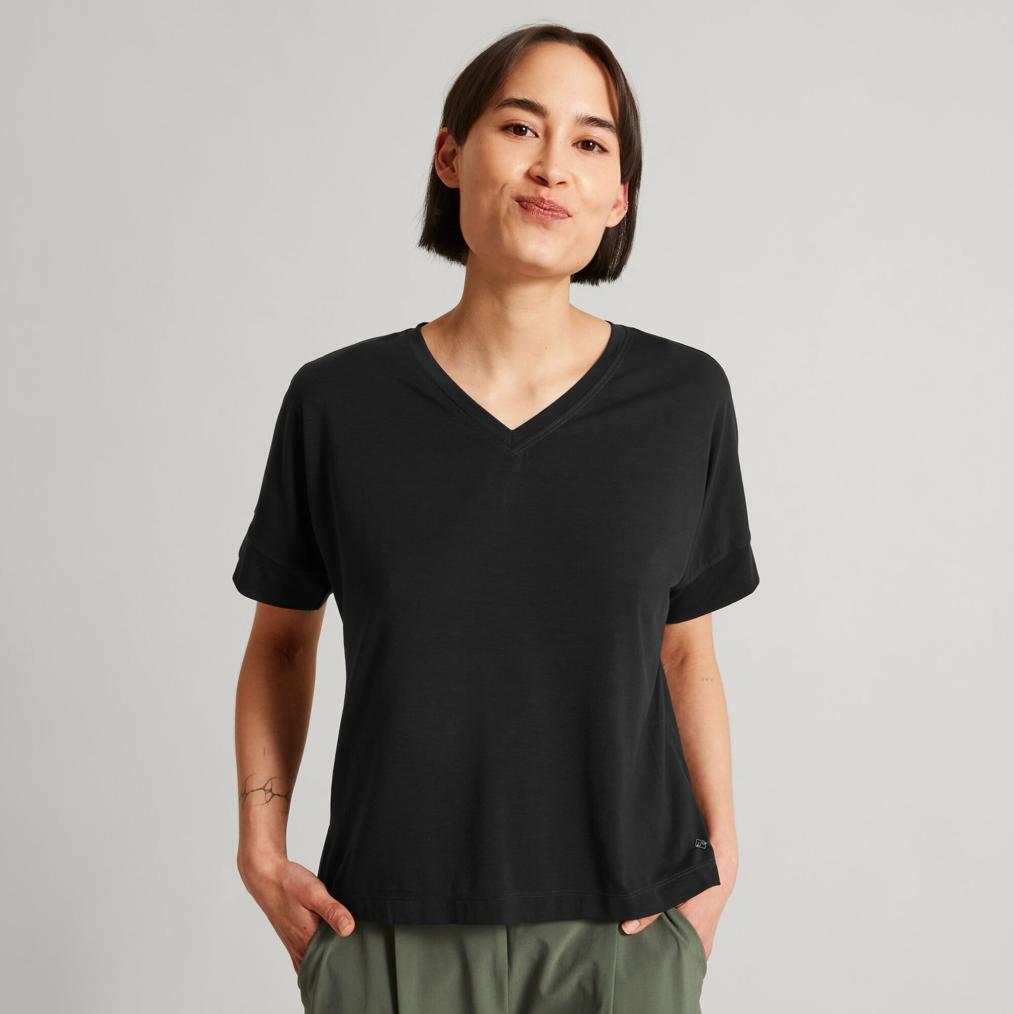 Kamana Women's Knit Top