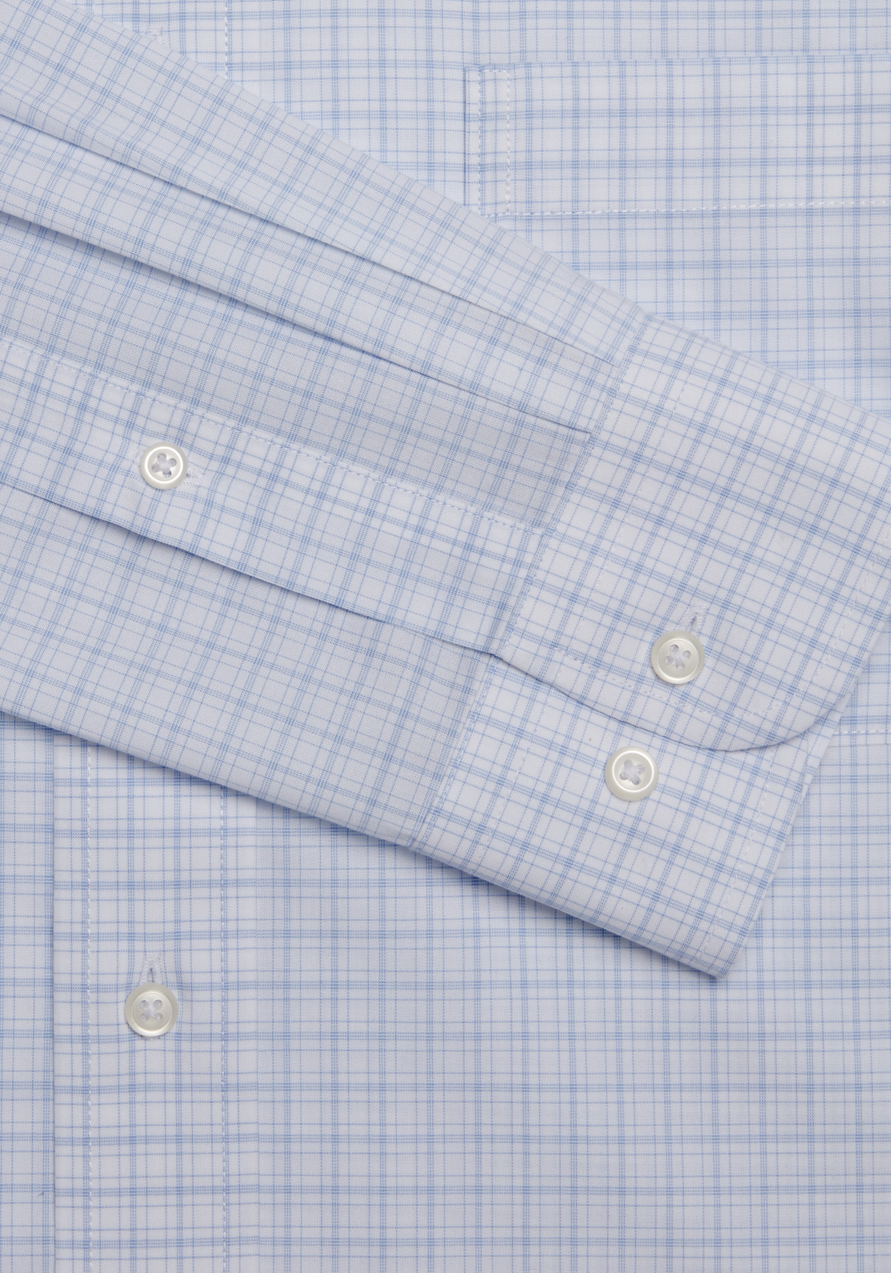 Traveler Collection Tailored Fit Spread Collar Check Dress Shirt