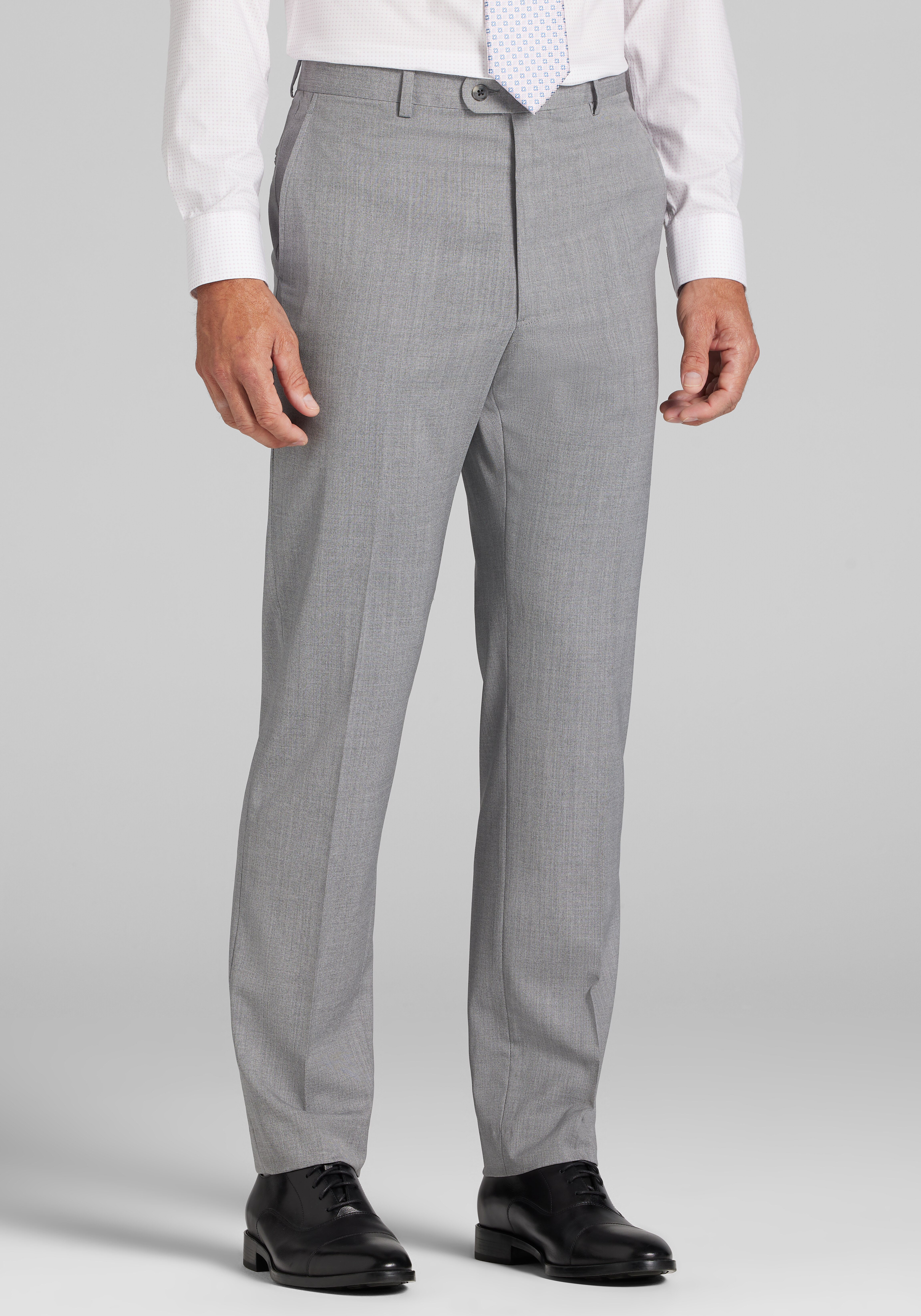 Reserve Collection Tailored Fit Solid Suit