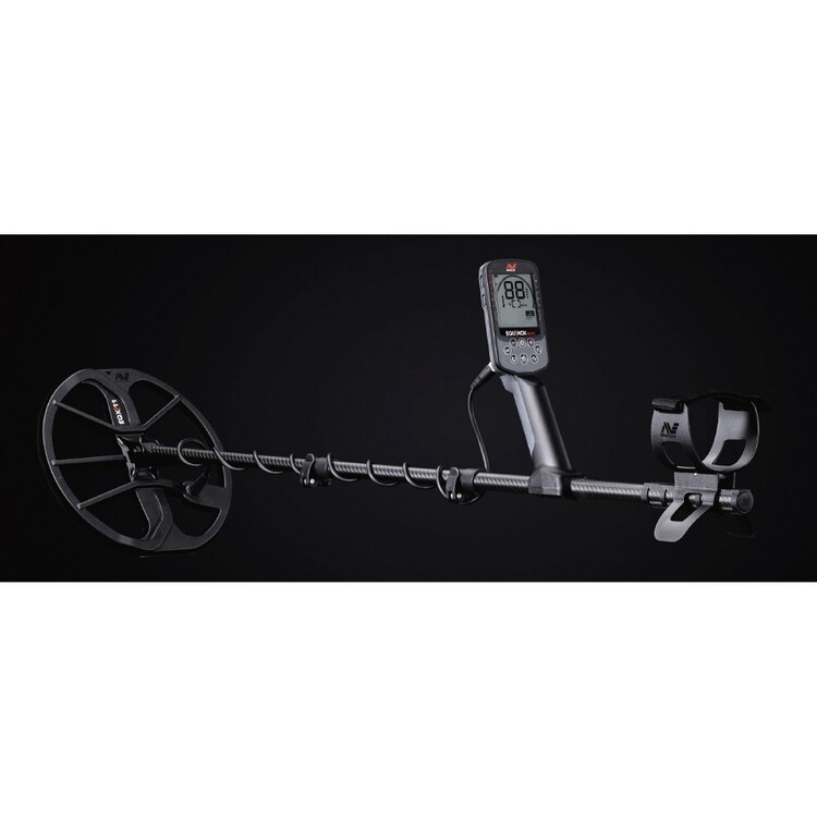 Minelab Equinox 900 Metal Detector Black