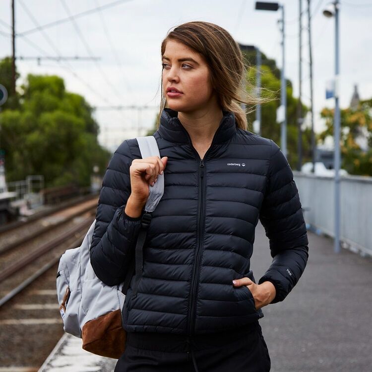 Cederberg Women's Super Goose Lightweight Puffer Jacket Black