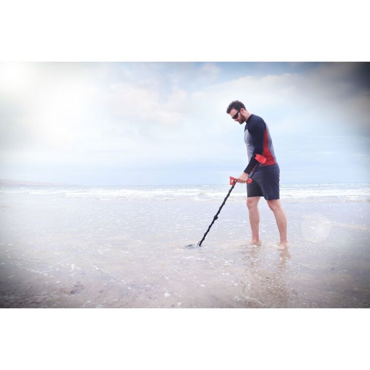 Minelab Vanquish 340 Metal Detector