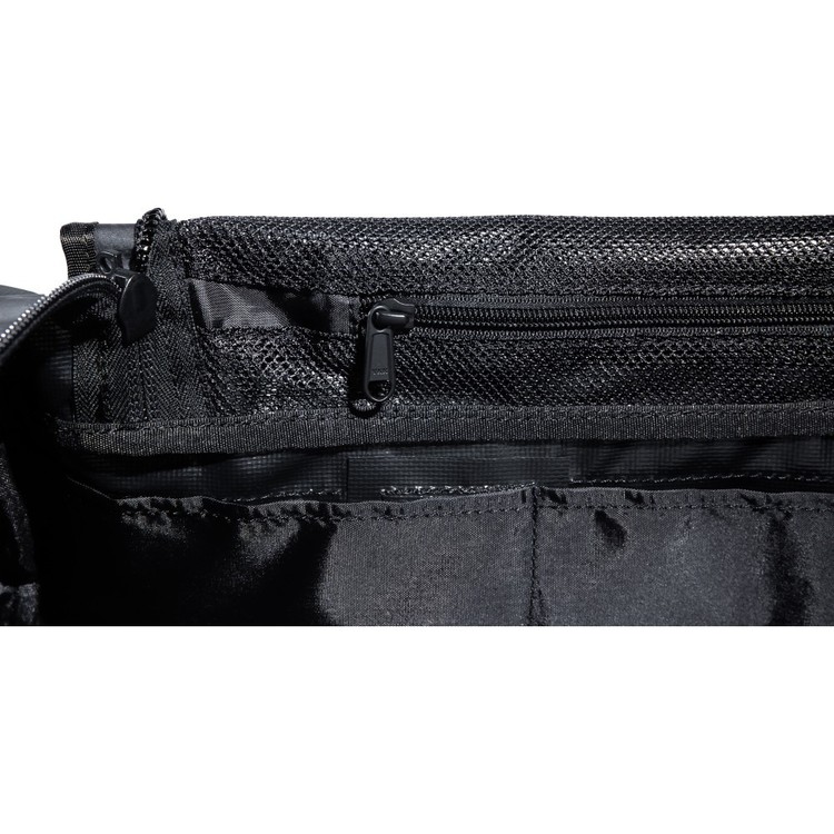 Mountain Designs Expedition 90L Duffle Black 90 L