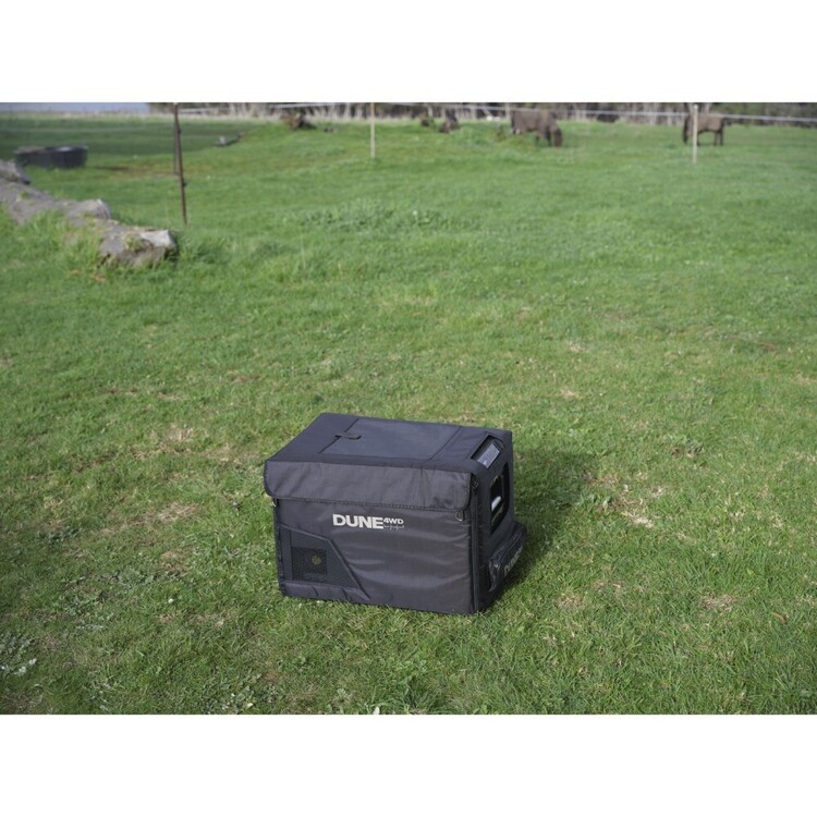 DUNE 4WD 45L Insulated Fridge Cover Black