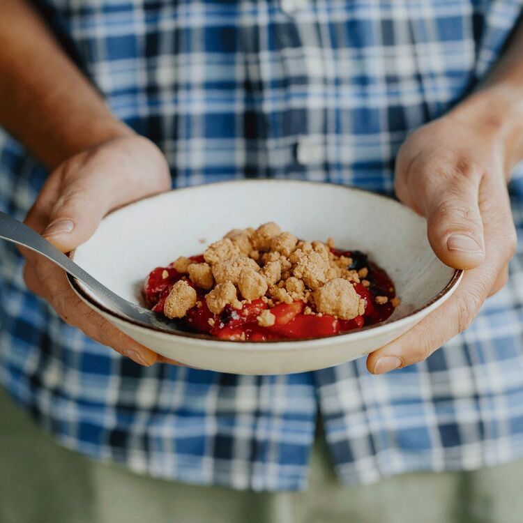 Back Country Apple & Berry Crumble Regular