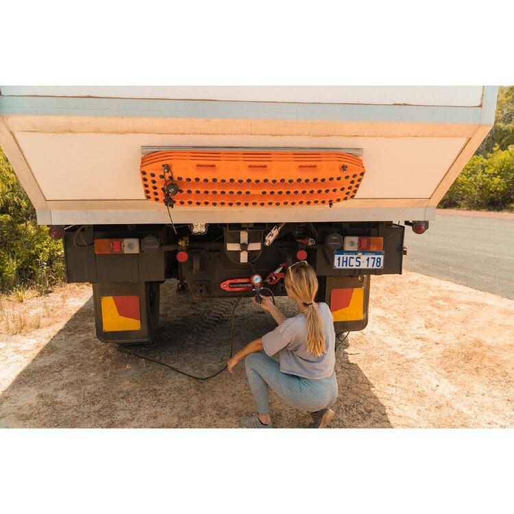 MAXTRAX Indeflate Black