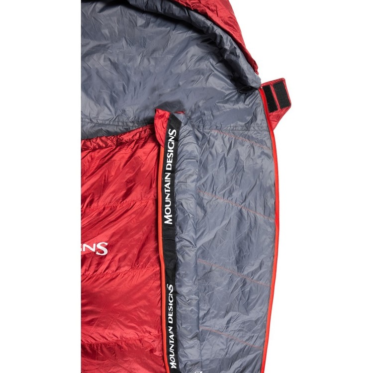 Mountain Designs Travelite 320 Large 4° Sleeping Bag Red LHZ Red Dahlia