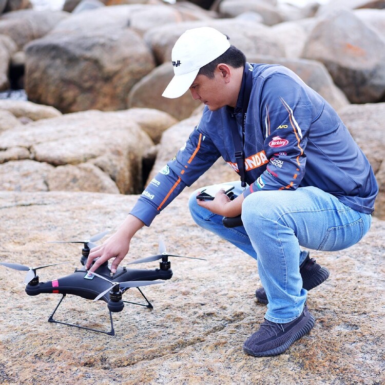 IDFTECH Poseidon Pro 2 Fishing Drone Black
