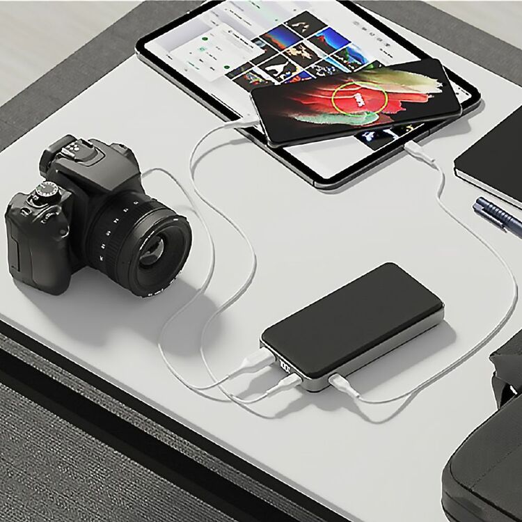 Cygnett ChargeUp Reserve 2nd Generation 20,000 mAh Power Bank Black