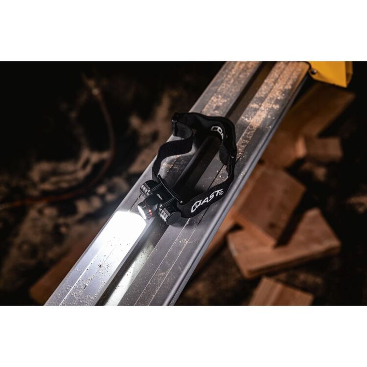 COAST Rechargeable Pure Beam Focusing LED Headlamp 400 Lumens Black