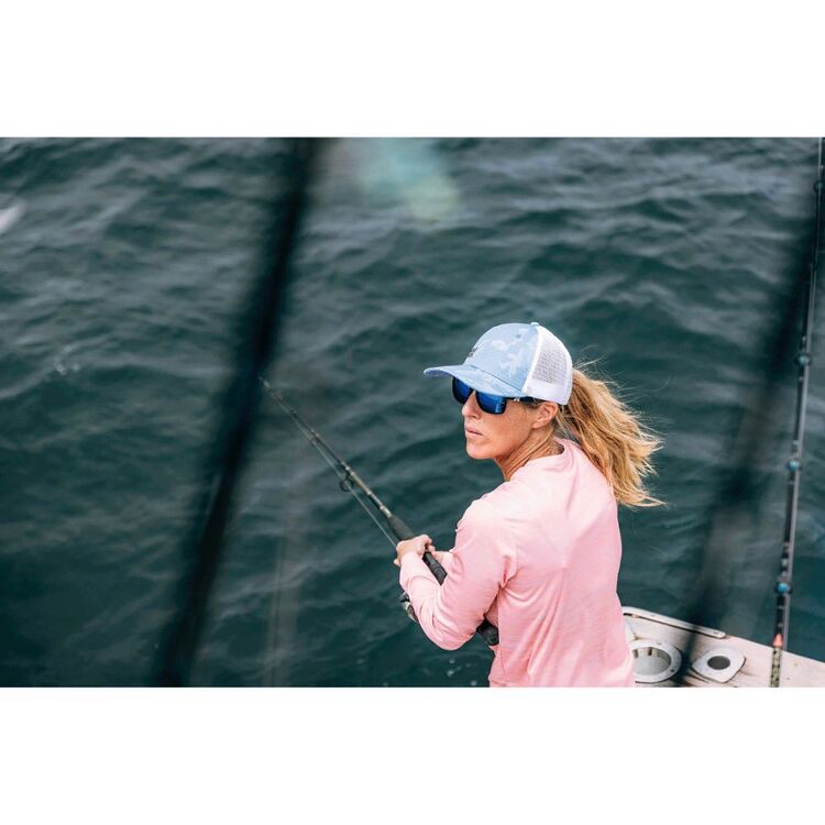 Nomad Women's Technical Fishing Shirt Coral