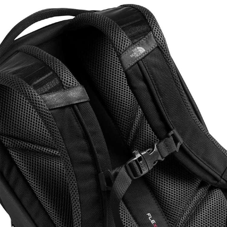The North Face Vault 26L Men's Daypack Black 26 L
