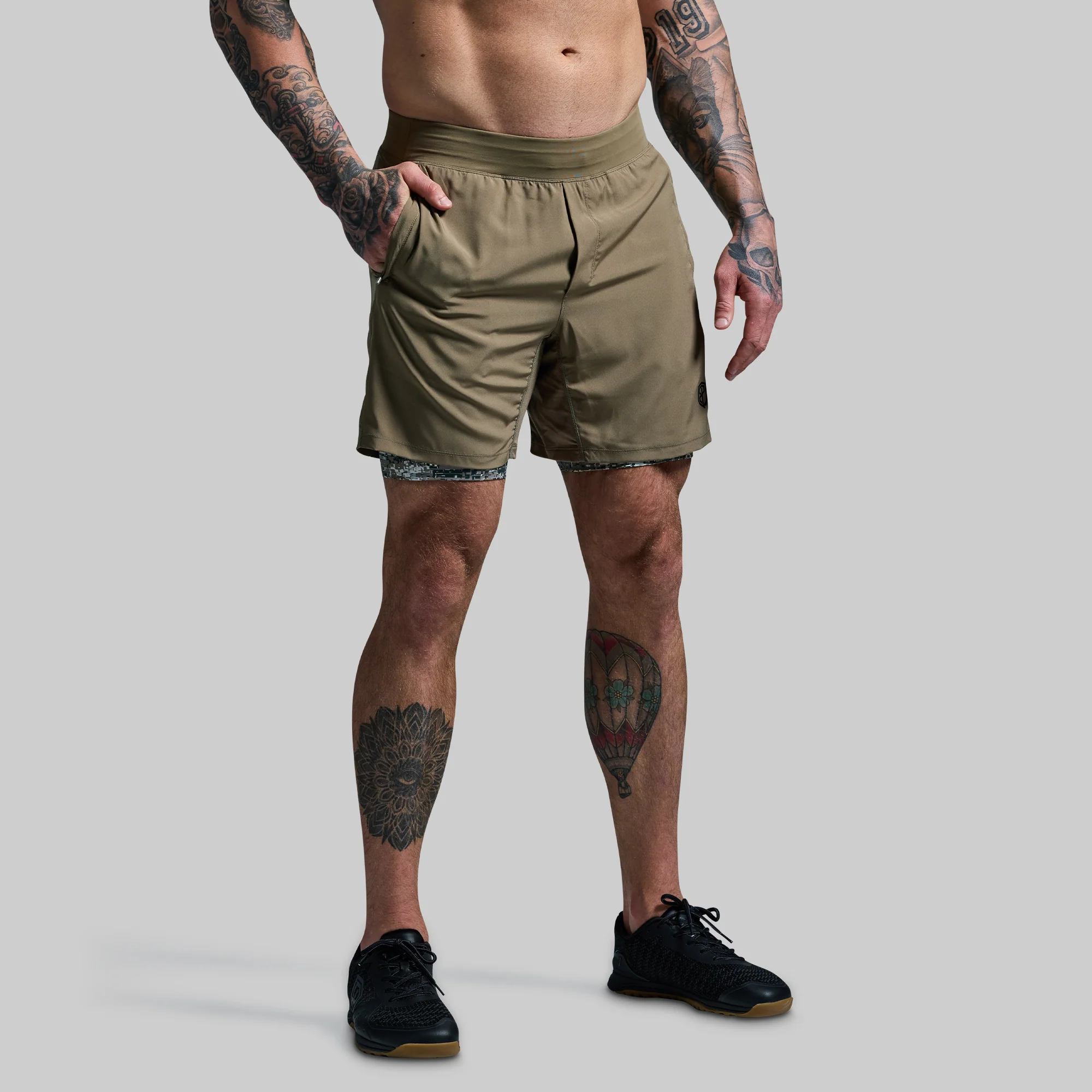 Versatile Short w/ Compression 7 (Digital Camo)