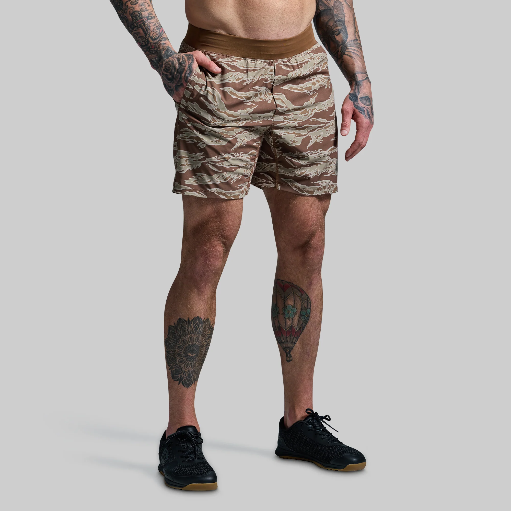 Versatile Short w/ Compression 7 (Sand Tiger)
